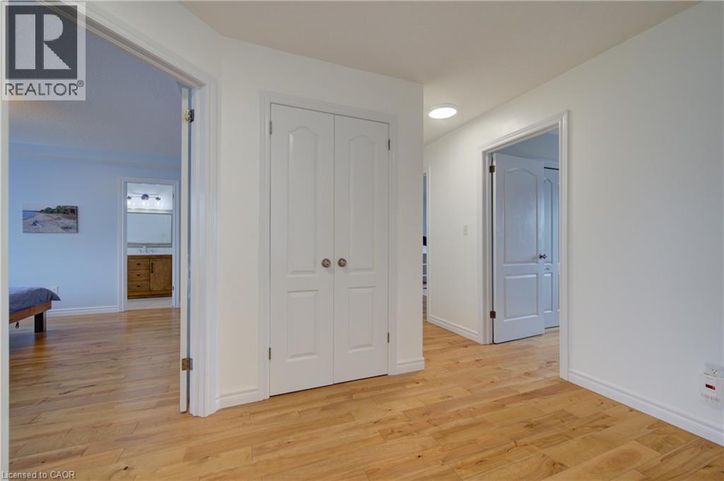 729 Keats Way Property Photo 8