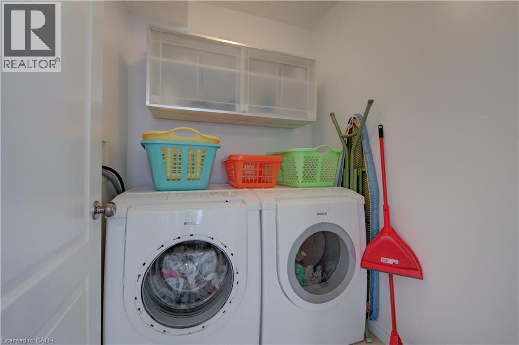 729 Keats Way Property Photo 12