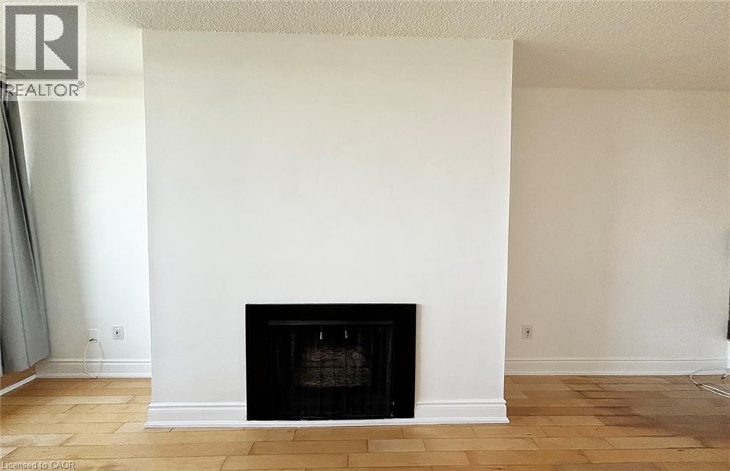 20 Speers Road Unit# 1004 Property Photo 9