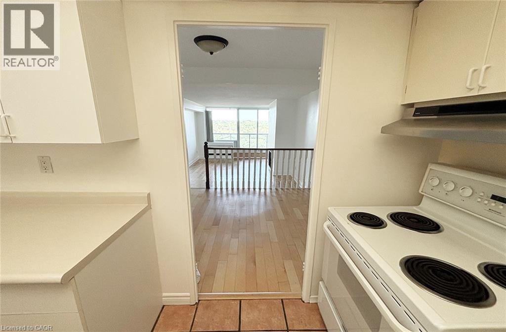 20 Speers Road Unit# 1004 Property Photo 13