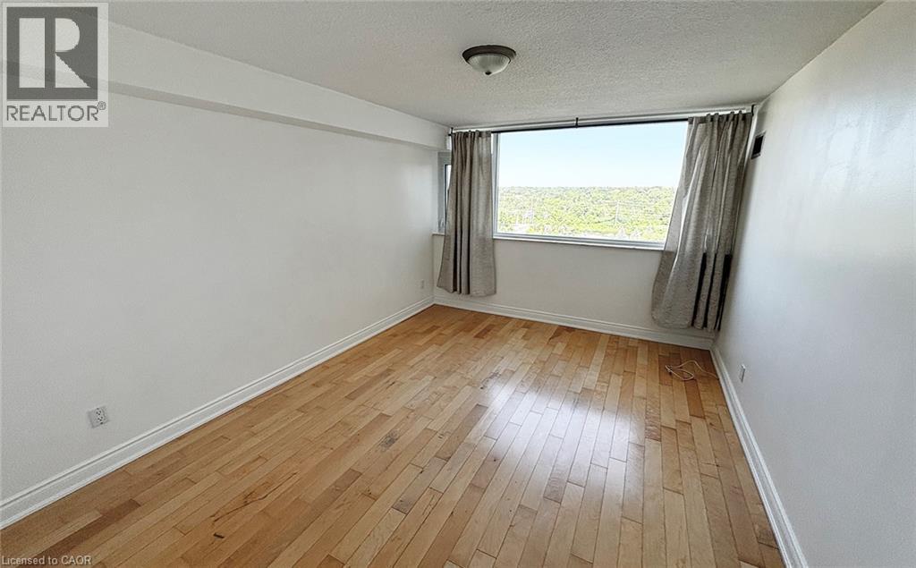 20 Speers Road Unit# 1004 Property Photo 16