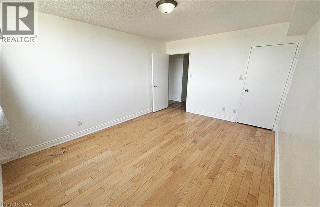 20 Speers Road Unit# 1004 Property Photo 18