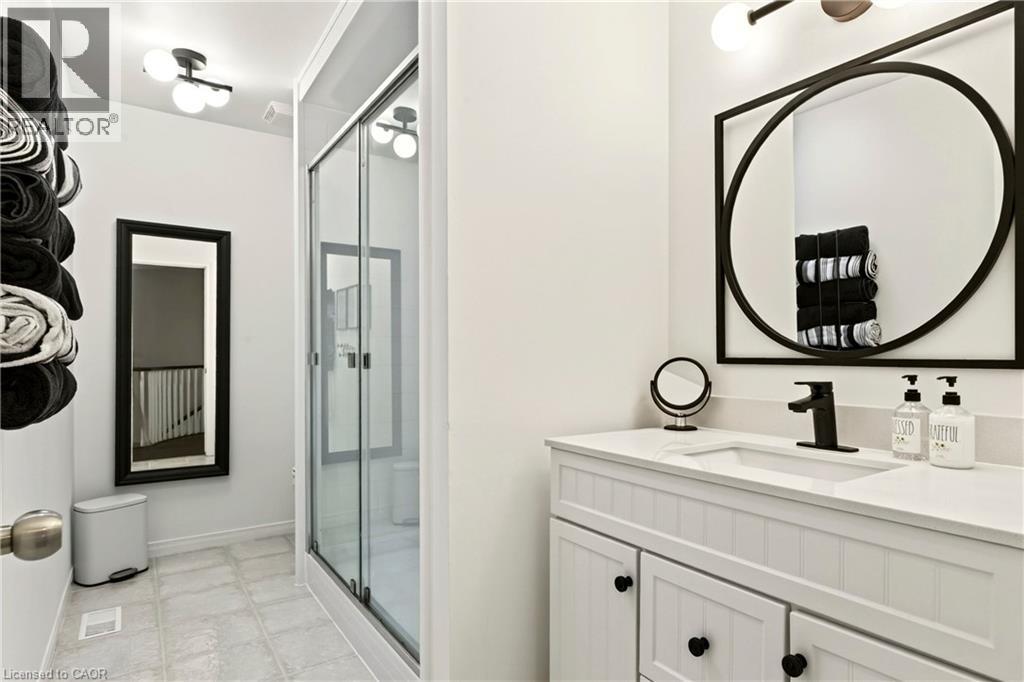 18 Pelham Drive Property Photo 30