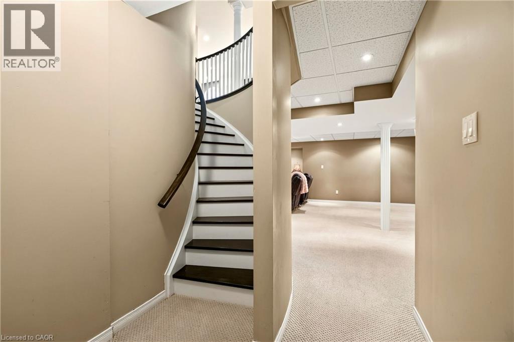 18 Pelham Drive Property Photo 34