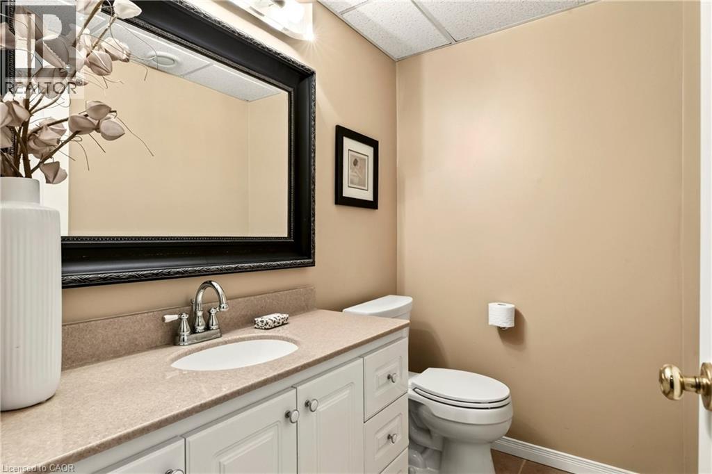 18 Pelham Drive Property Photo 37