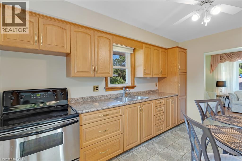 94 Ottawa Crescent Property Photo 13