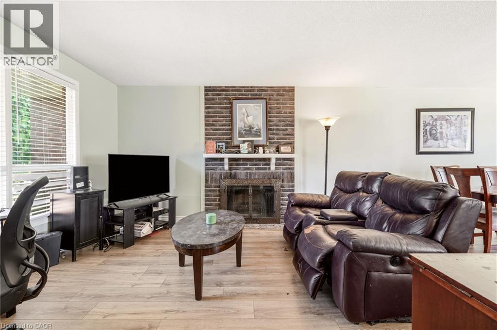 4 Eileen Street Property Photo 9