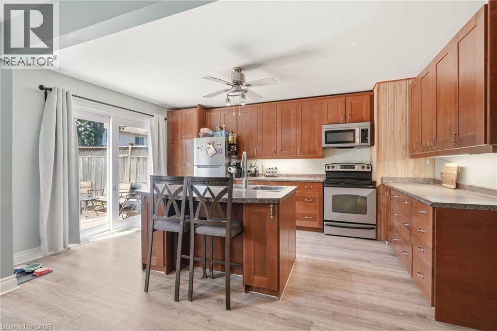 4 Eileen Street Property Photo 14