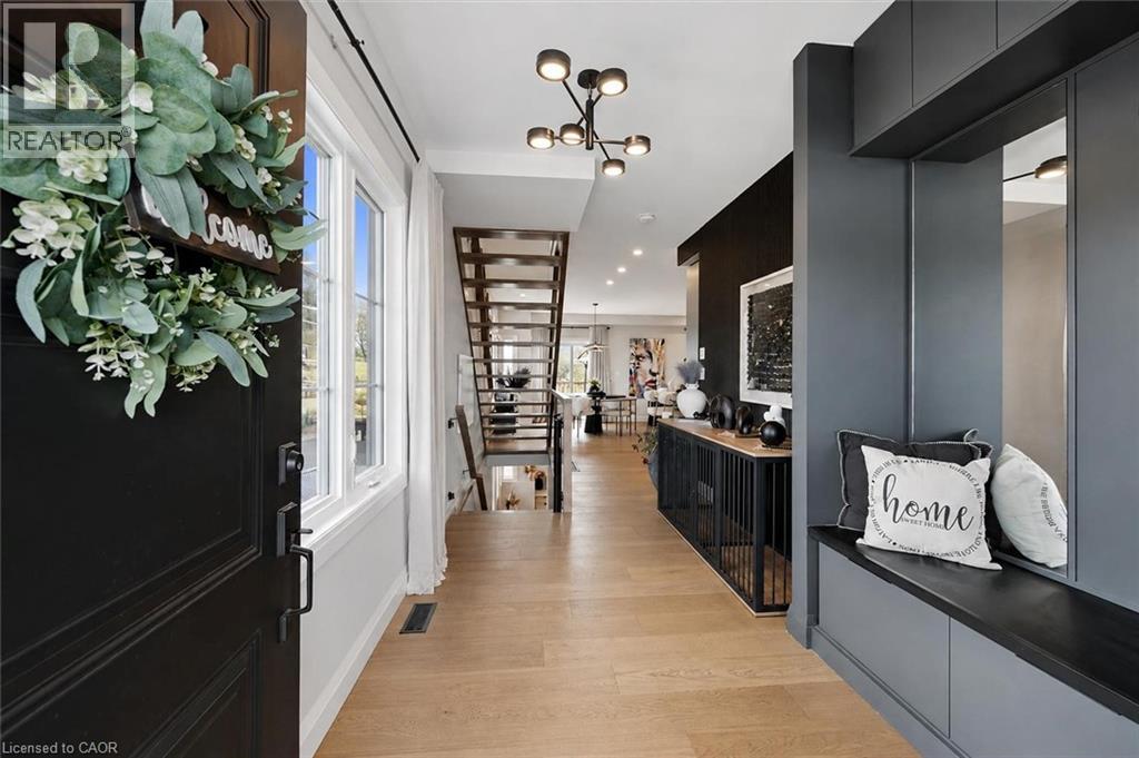 3 Queensbrook Crescent Property Photo 4