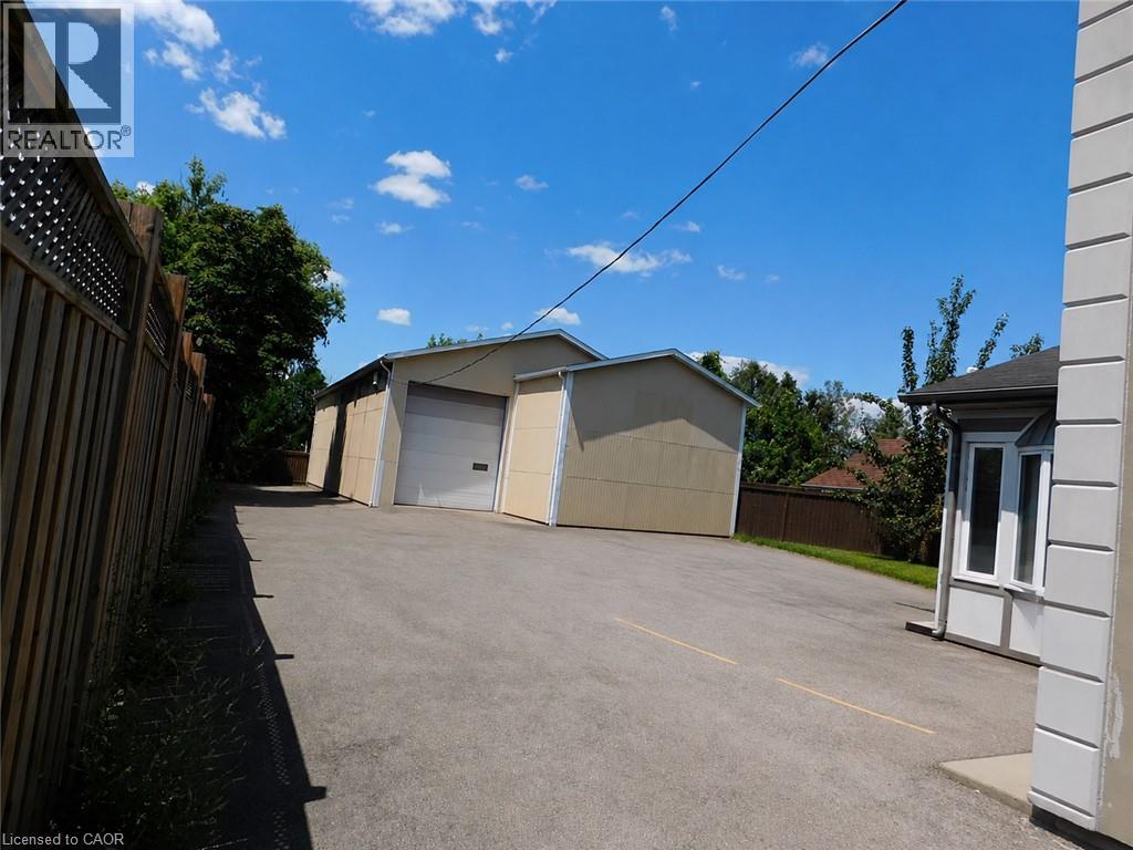 333 Mcneilly Road Property Photo 23