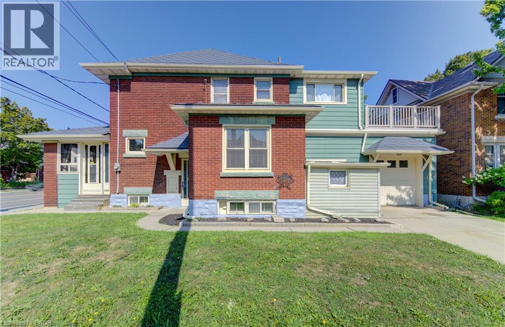 224 Weber Street E Property Photo 1