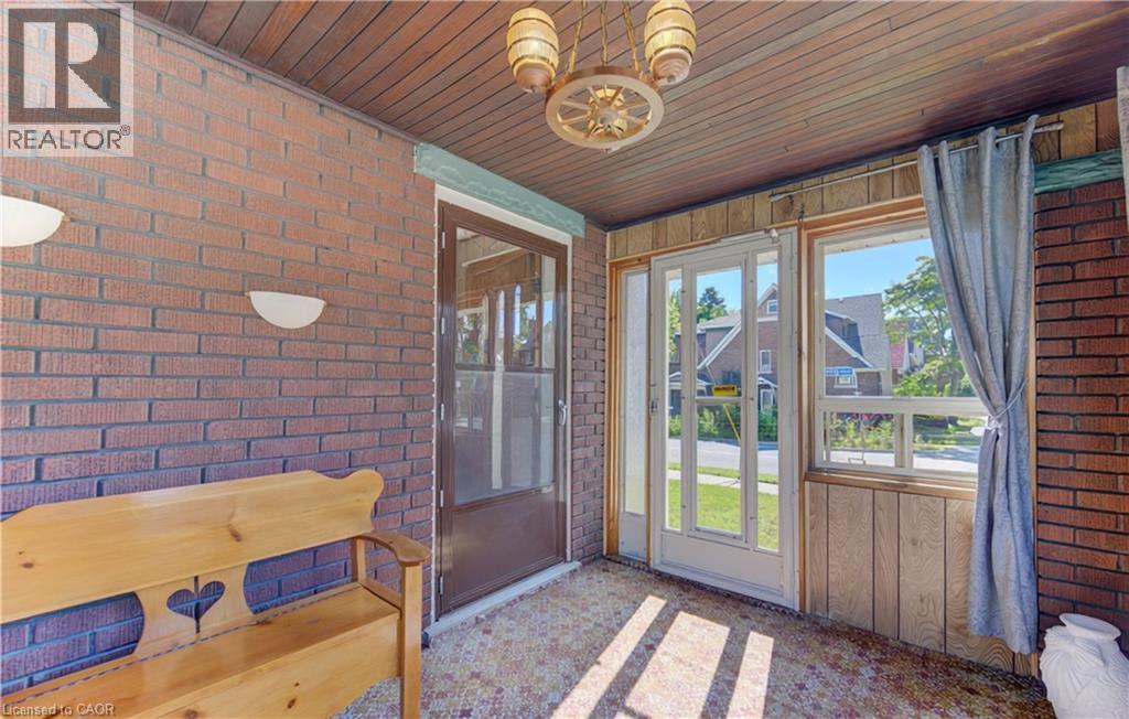 224 Weber Street E Property Photo 5