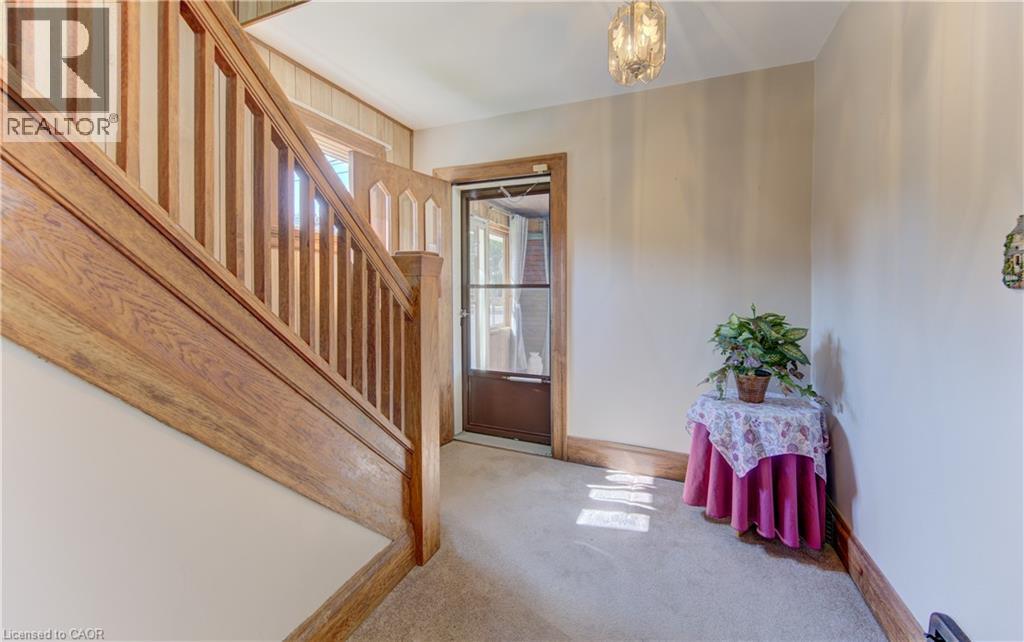 224 Weber Street E Property Photo 9