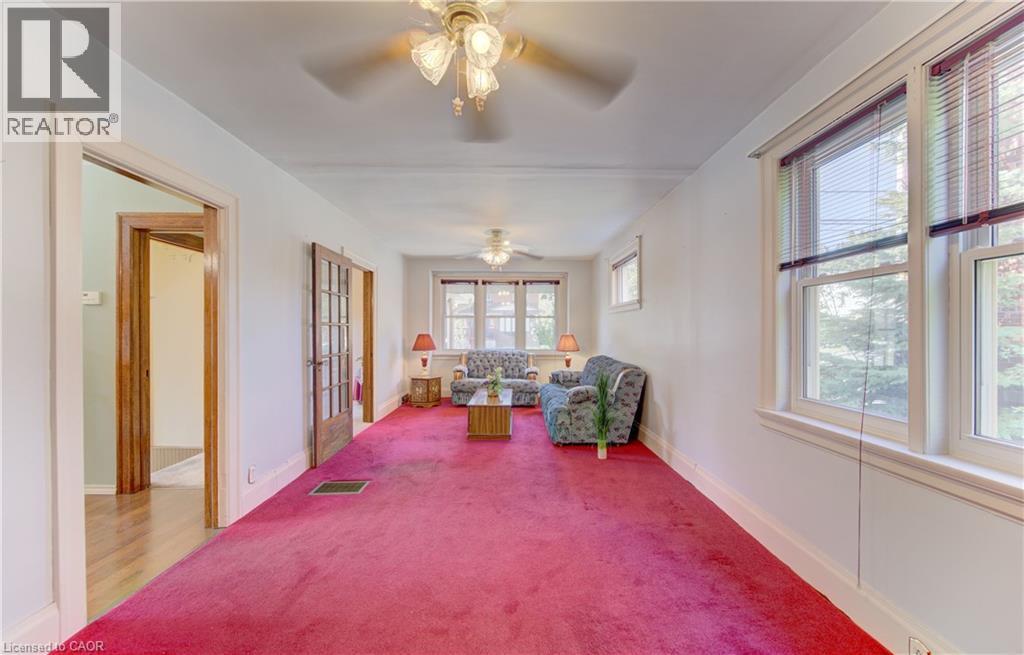 224 Weber Street E Property Photo 17