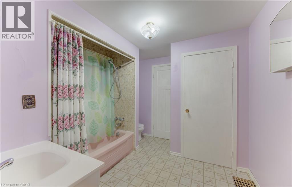 224 Weber Street E Property Photo 21