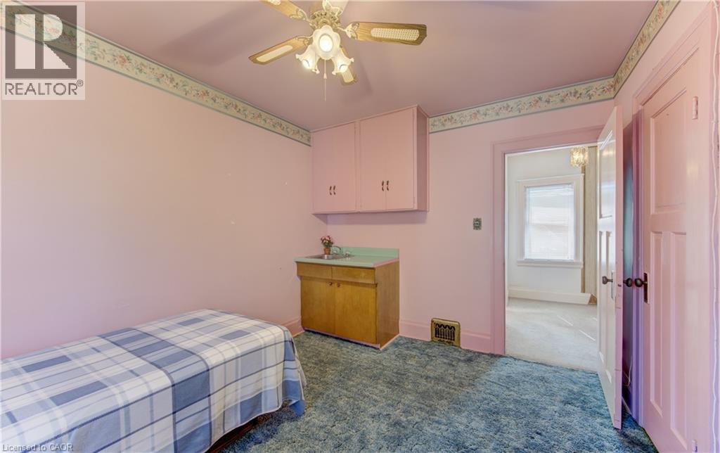 224 Weber Street E Property Photo 27