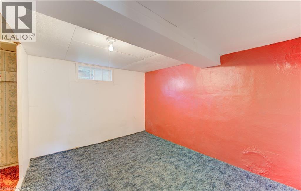 224 Weber Street E Property Photo 30