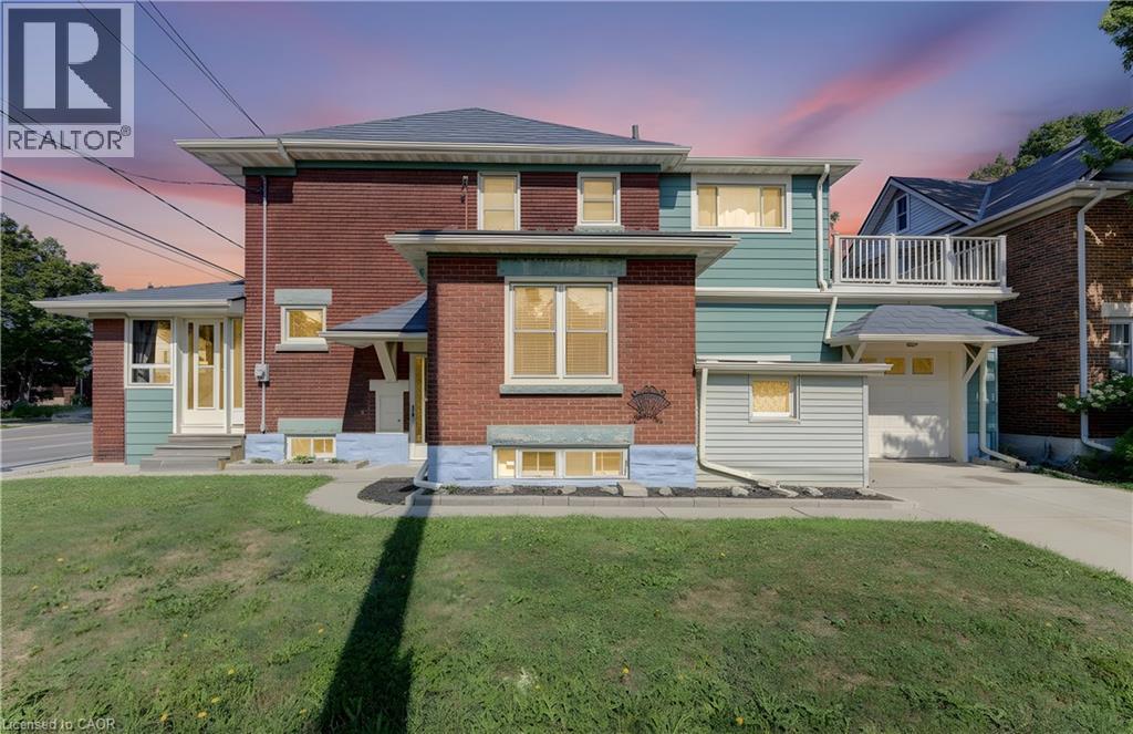 224 Weber Street E Property Photo 42