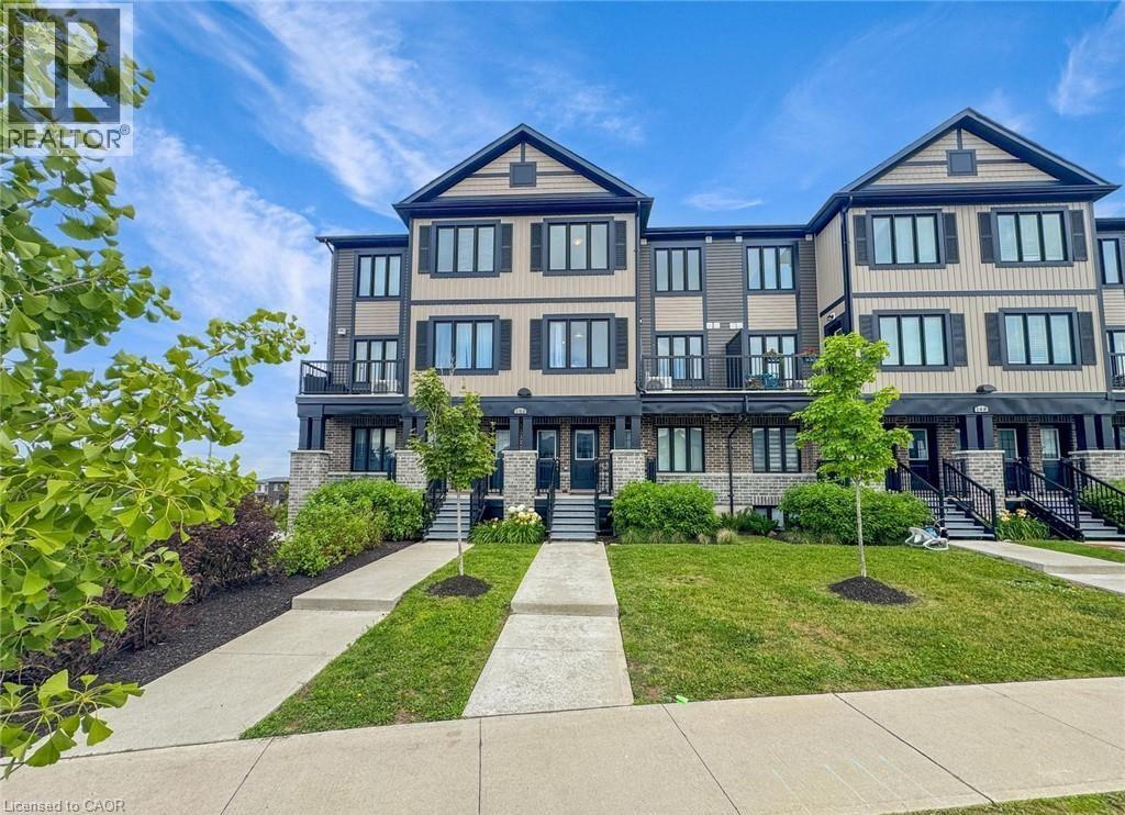 150 ROCHEFORT Street Unit# E Property Photo 1