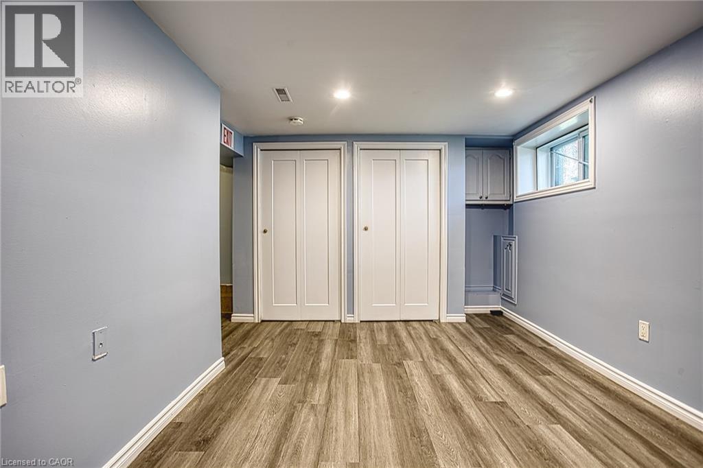 99 Mohawk Road W Property Photo 15