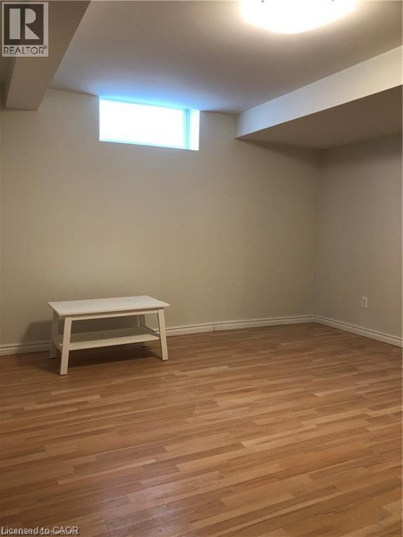3 Lancer Court Unit# Lower Property Photo 5