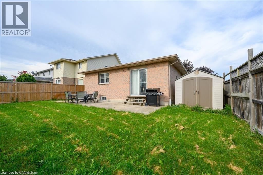 3 Lancer Court Unit# Lower Property Photo 12