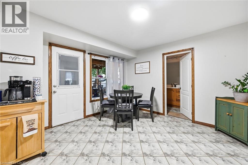 450 East 42nd Street Property Photo 12