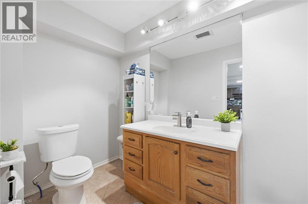450 East 42nd Street Property Photo 15