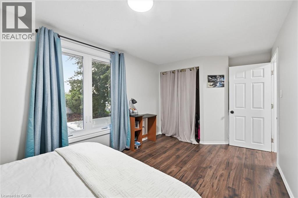 450 East 42nd Street Property Photo 25