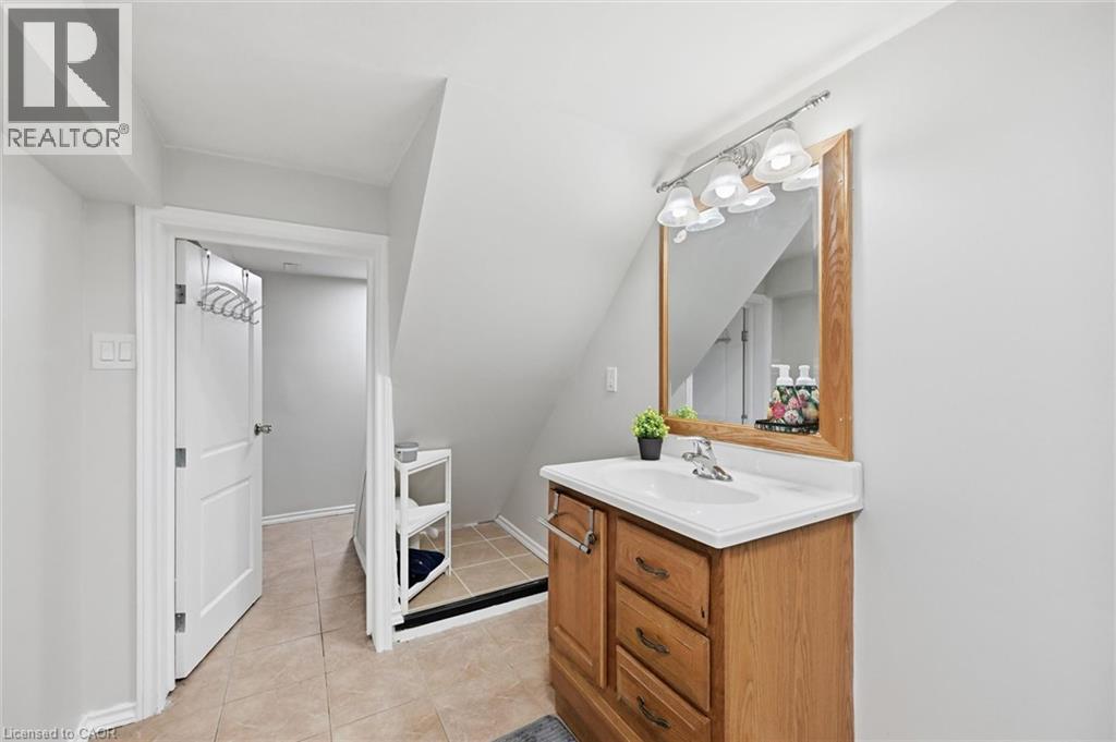 450 East 42nd Street Property Photo 31