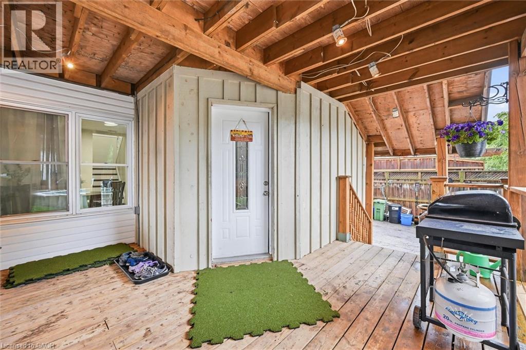 450 East 42nd Street Property Photo 37