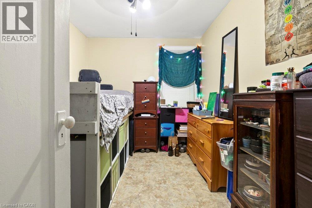 66 Queen Street S Unit# Front Unit Property Photo 11