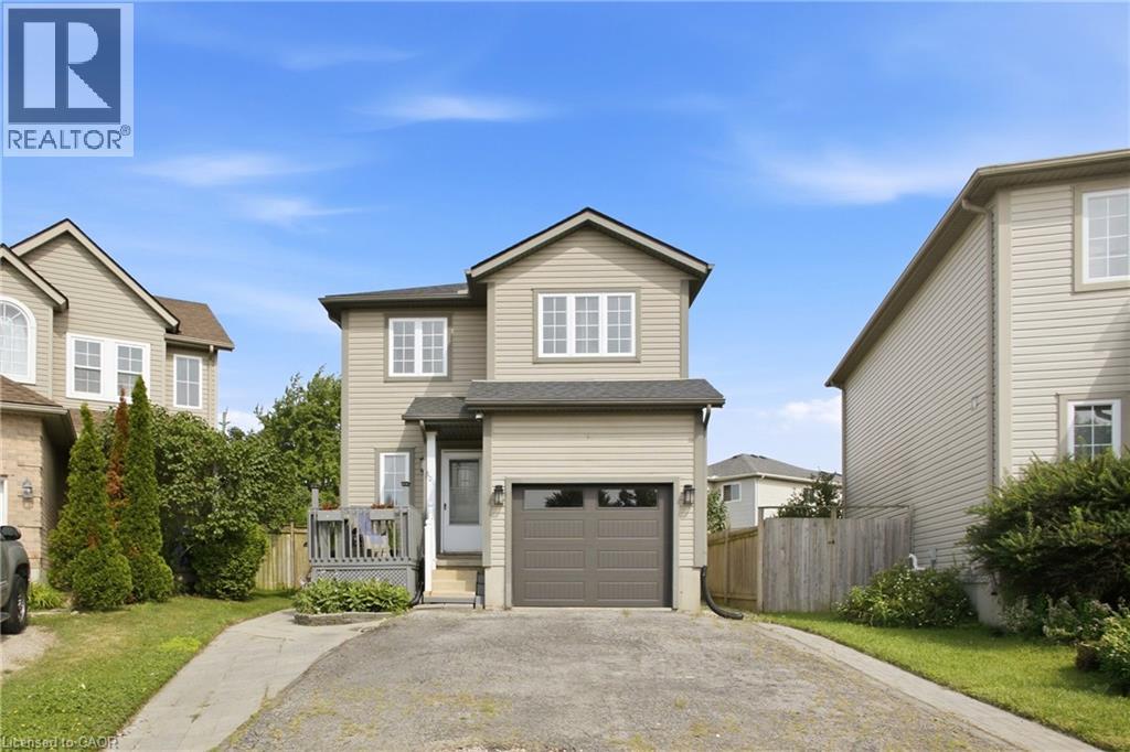 801 Hunters Gate Crescent Property Photo 1