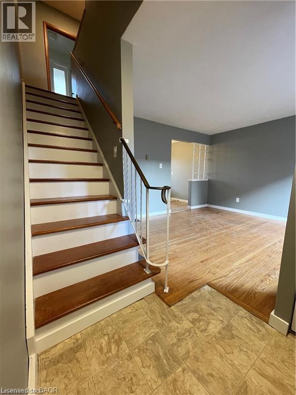 683 CORONATION Boulevard Unit# 2 Property Photo 1