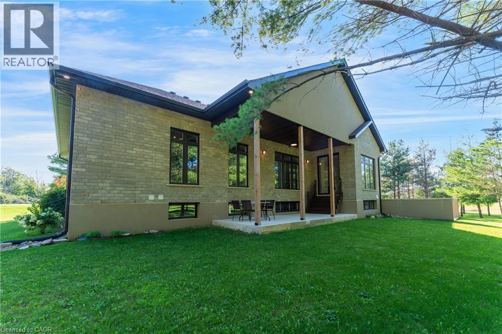 986 Highway 8 Property Photo 48