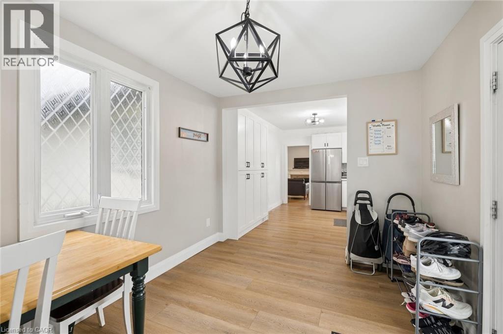 1030 Queens Boulevard Unit# Upper Property Photo 15