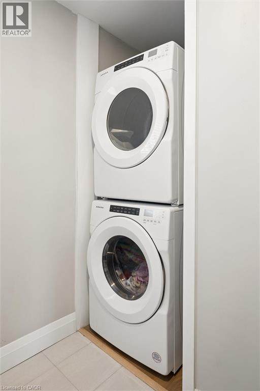 1030 Queens Boulevard Unit# Upper Property Photo 22