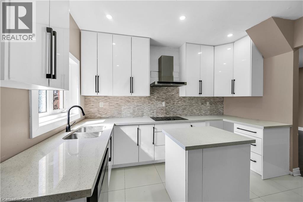 334 Cannon Street E Property Photo 12