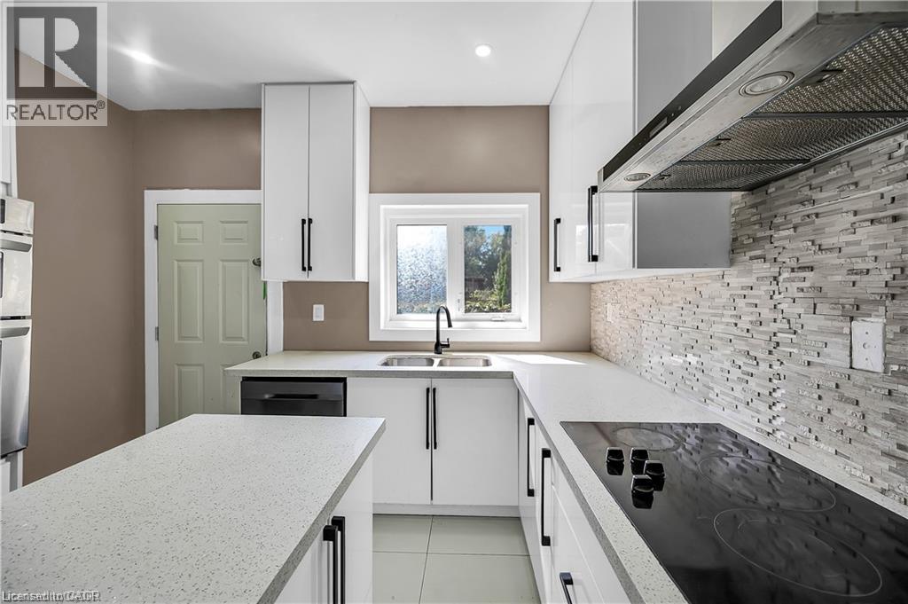 334 Cannon Street E Property Photo 15