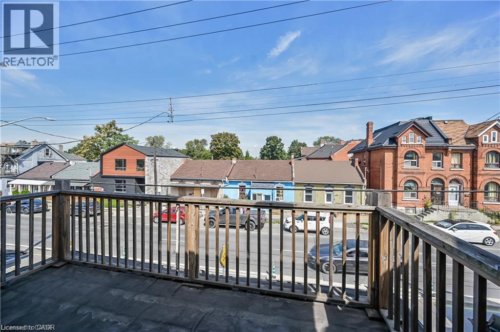 334 Cannon Street E Property Photo 27