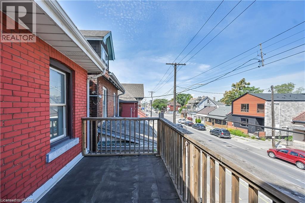 334 Cannon Street E Property Photo 28