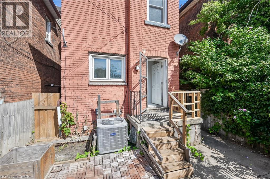 334 Cannon Street E Property Photo 36
