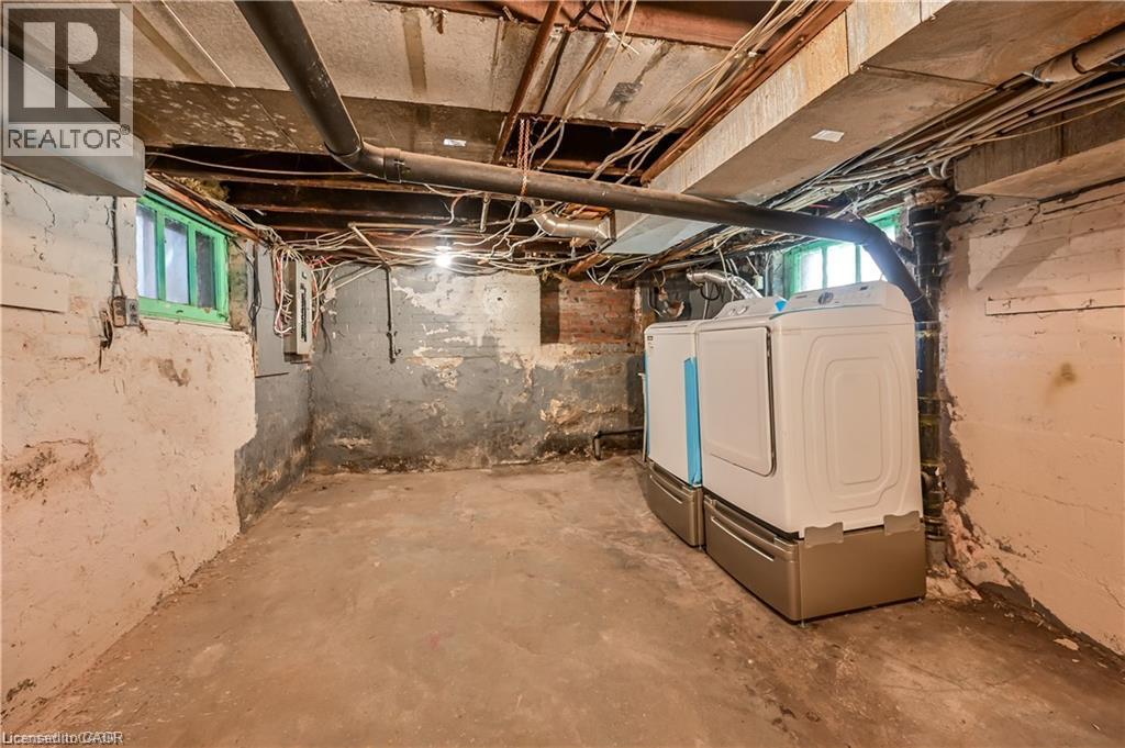 334 Cannon Street E Property Photo 38