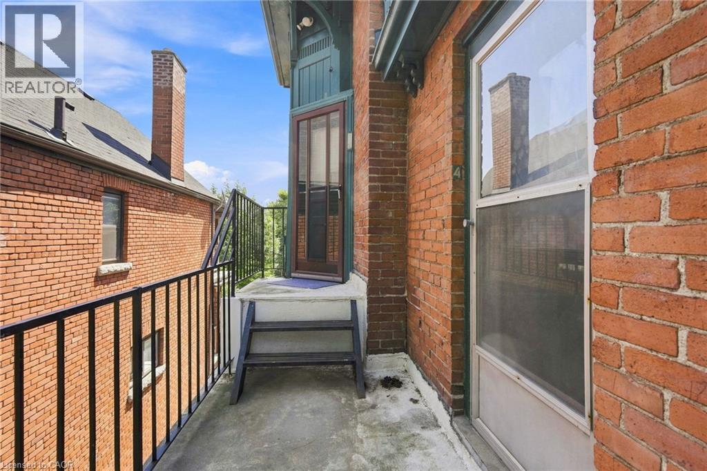 132 Emerald Street S Property Photo 42