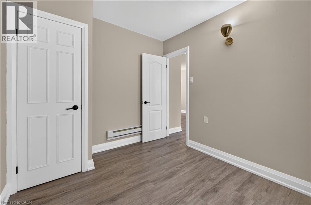 332 East Avenue N Property Photo 5