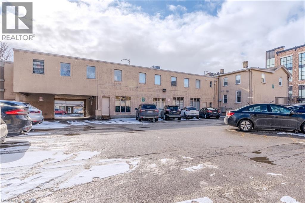172 Dalhousie Street Unit# Upper Unit #4 Property Photo 4