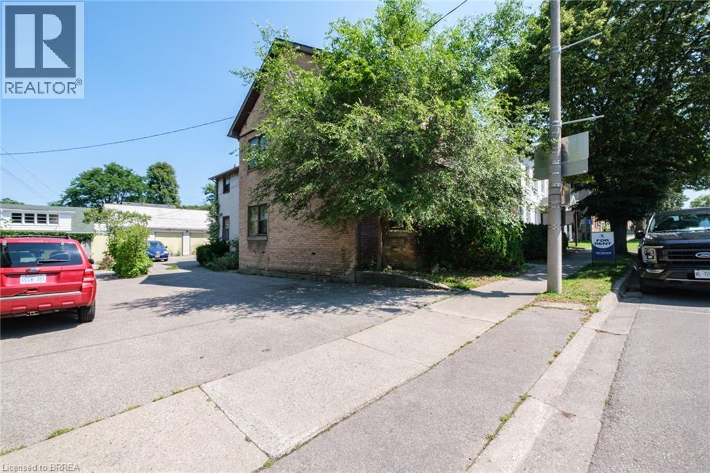 212-218 Dalhousie Street Property Photo 17