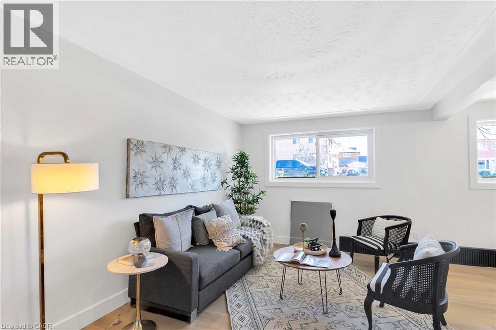 11 Olympic Drive Unit# 4 Property Photo 2