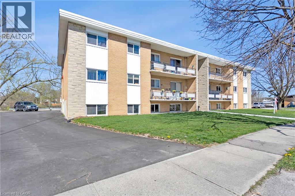 11 Olympic Drive Unit# 4 Property Photo 16