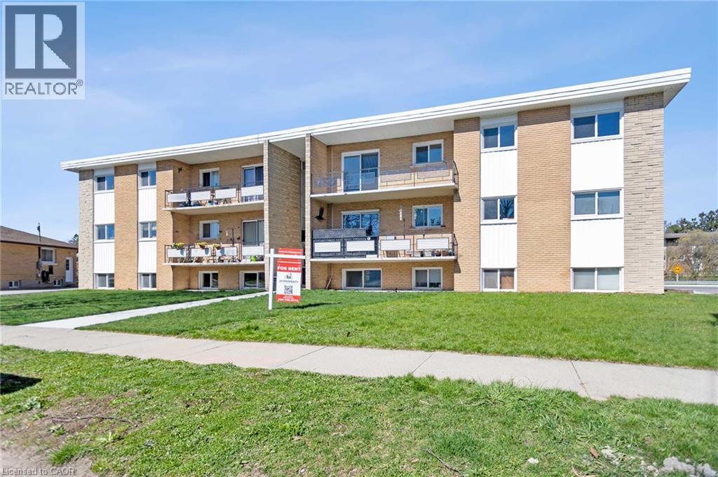 11 Olympic Drive Unit# 4 Property Photo 17